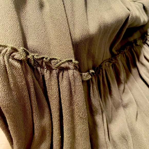 Skirt - Picture 3 of 4